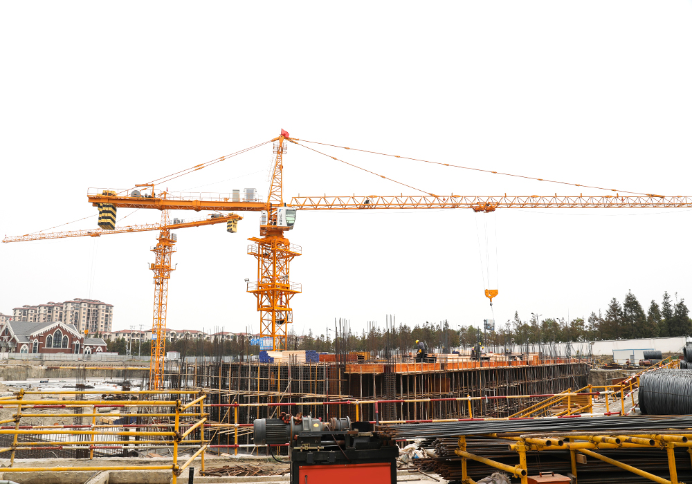 QTP63 ((V) DCX) 6ton Topkit Type Tower Cicero Jib Longitudo 56m